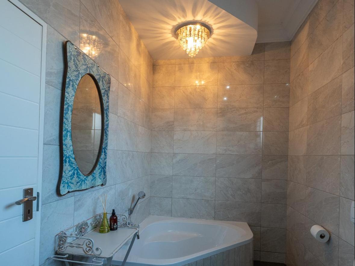 Familia Guesthouse & Boutique Hotel Groblersdal Rum bild